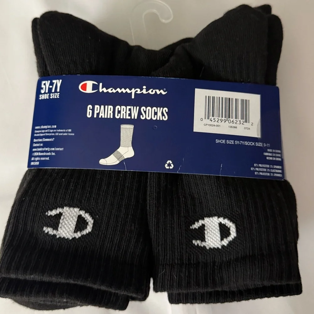 BRAND NEW Champion 6pairs Youth Black Crew Socks